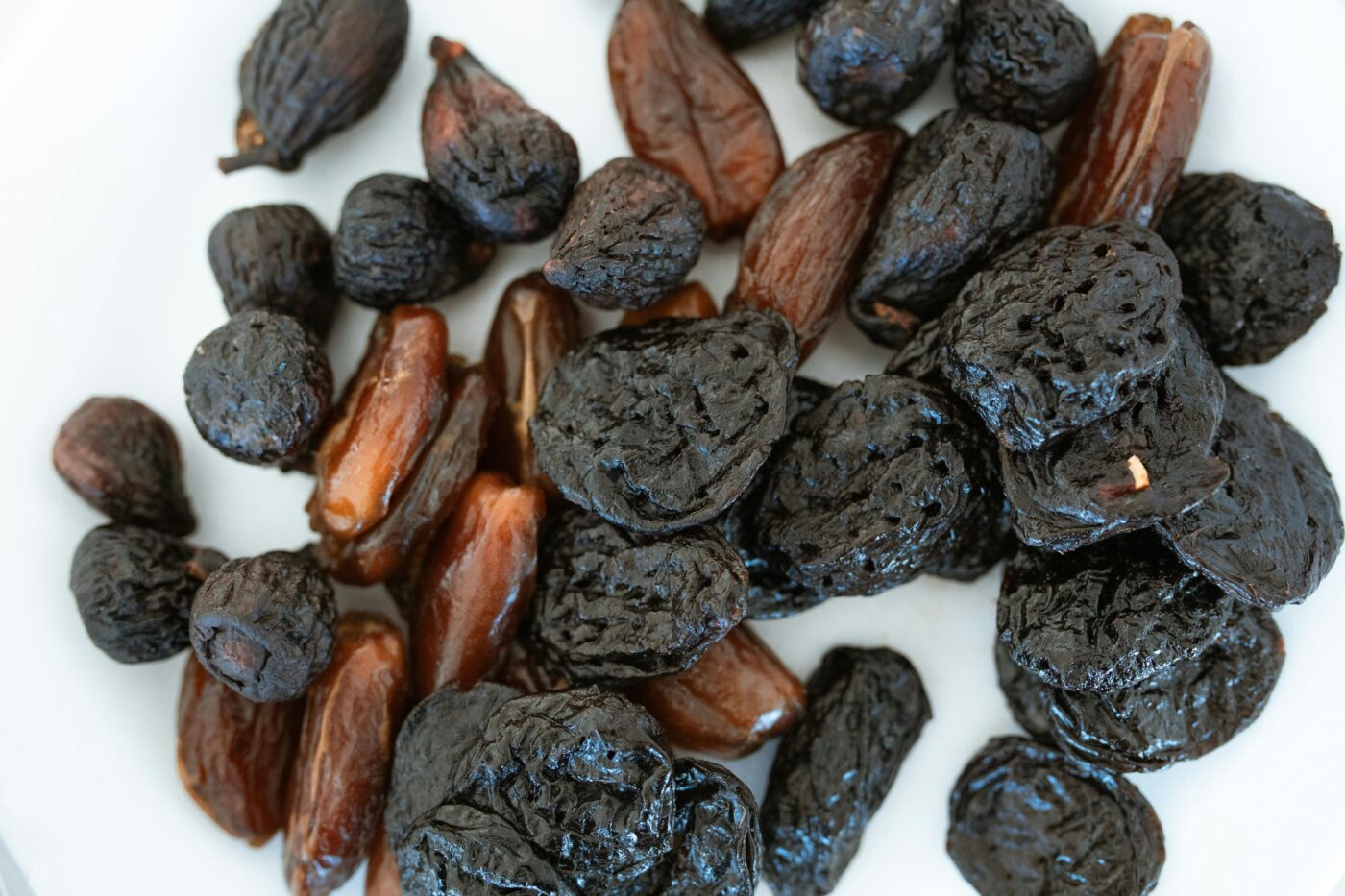 Sweet Medicine: Prunes, Dates, and Pineapple as Everyday Therapies Sweet Medicine: Prunes, Dates, and Pineapple as Everyday Therapies
